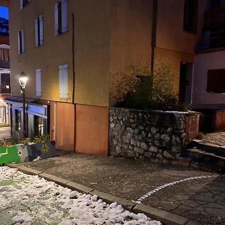 Apartman Le Des Ecoles *